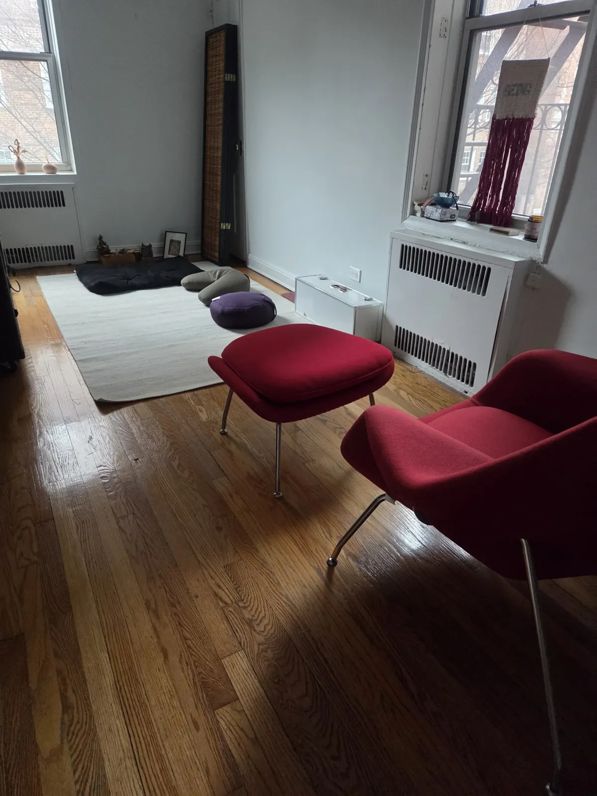 Sitting room after cleaning